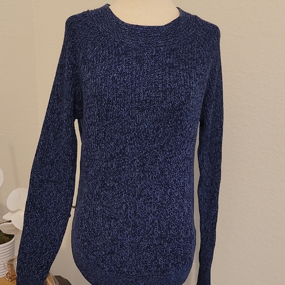 Lord & Taylor Blue Crew Neck Sweater with Ribbed Details - Picture 1 of 4